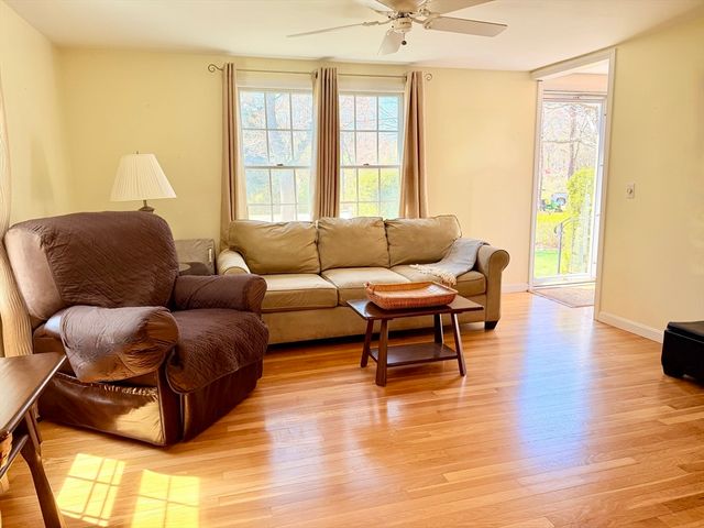 38 Kiahs Way, Sandwich, MA 02537