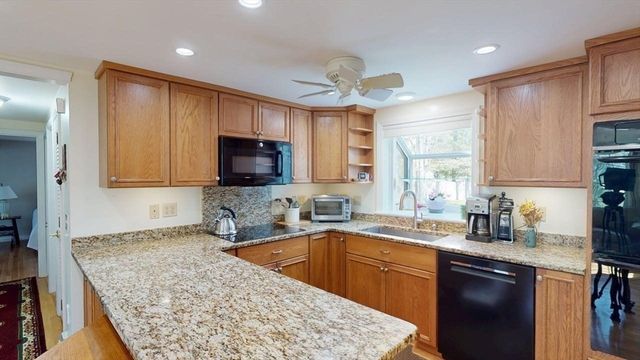 38 Kiahs Way, Sandwich, MA 02537