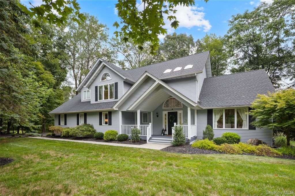 4 Nicole Way, Spring Valley, NY 10977