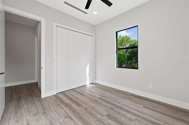 3104 W PINE STREET, Tampa, FL 33607