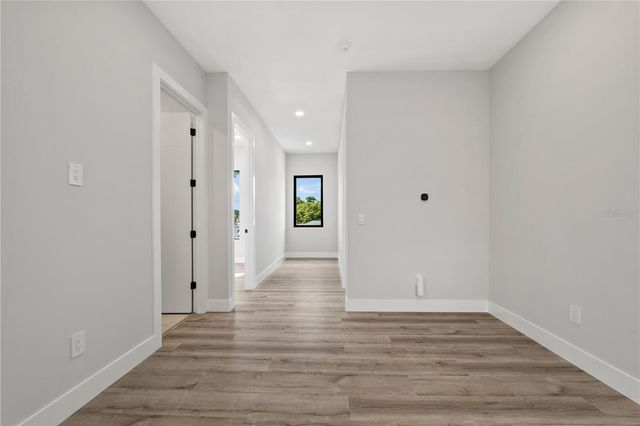 3104 W PINE STREET, Tampa, FL 33607