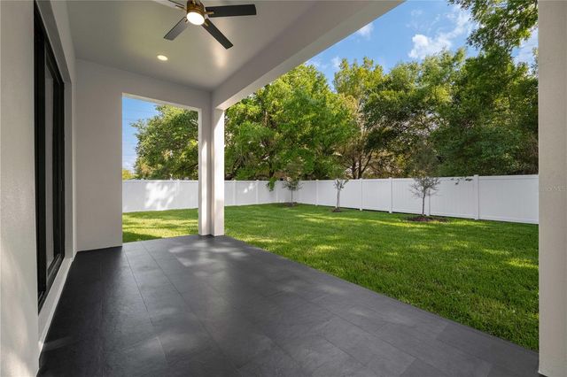 3104 W PINE STREET, Tampa, FL 33607