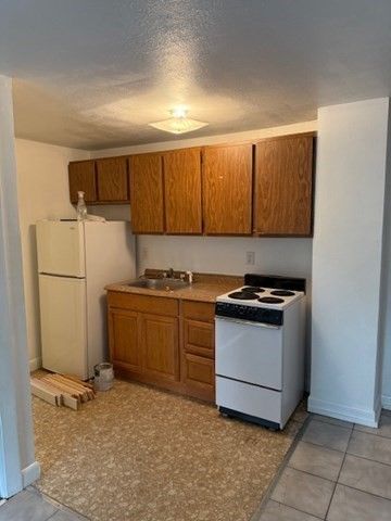 37 Central Ave 4, Ayer, MA 01432