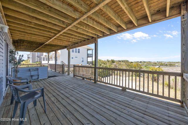 3735 Island Drive, N Topsail Beach, NC 28460