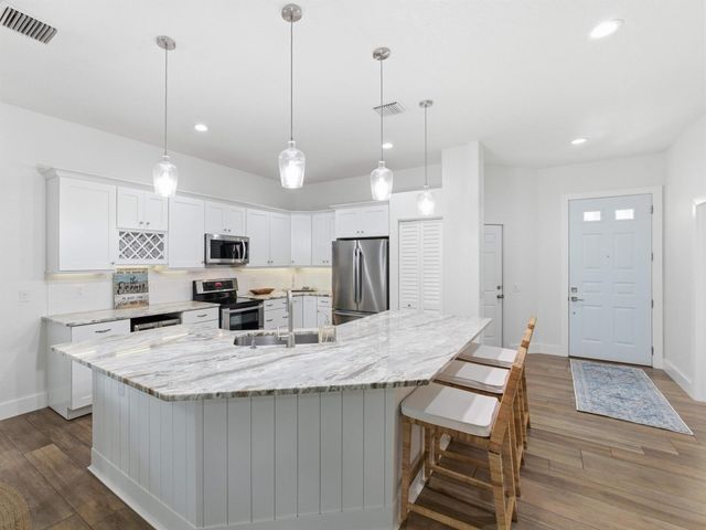 125 Barefoot Cove, Hypoluxo, FL 33462