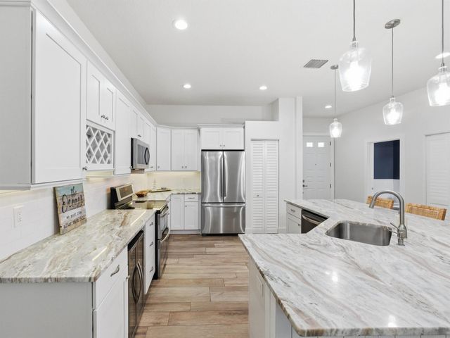 125 Barefoot Cove, Hypoluxo, FL 33462