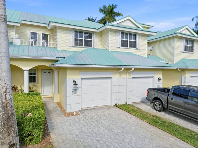 125 Barefoot Cove, Hypoluxo, FL 33462