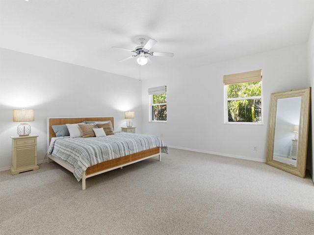 125 Barefoot Cove, Hypoluxo, FL 33462