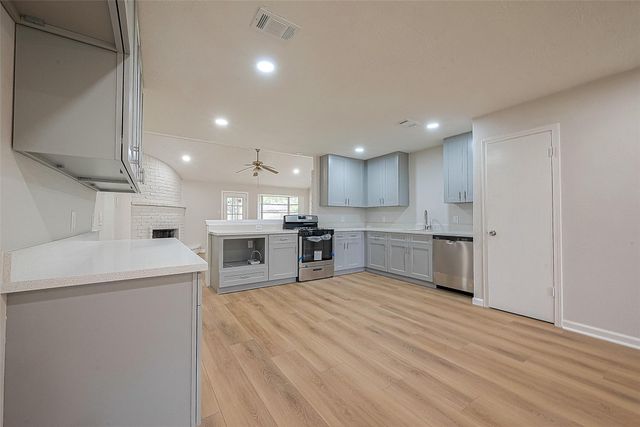 6919 Maczali Drive, Missouri City, TX 77489