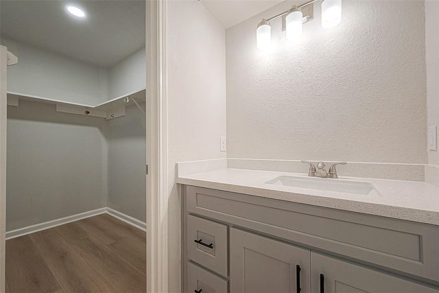6919 Maczali Drive, Missouri City, TX 77489