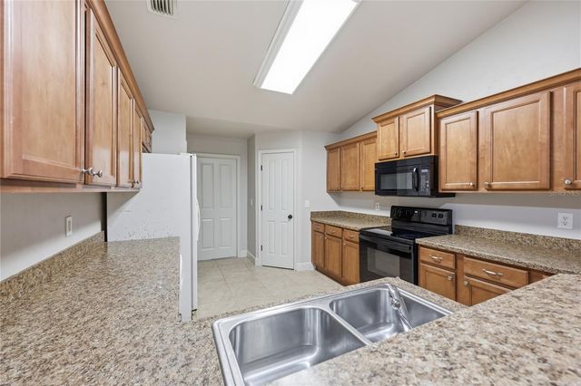 577 NW 259TH TERRACE, Newberry, FL 32669