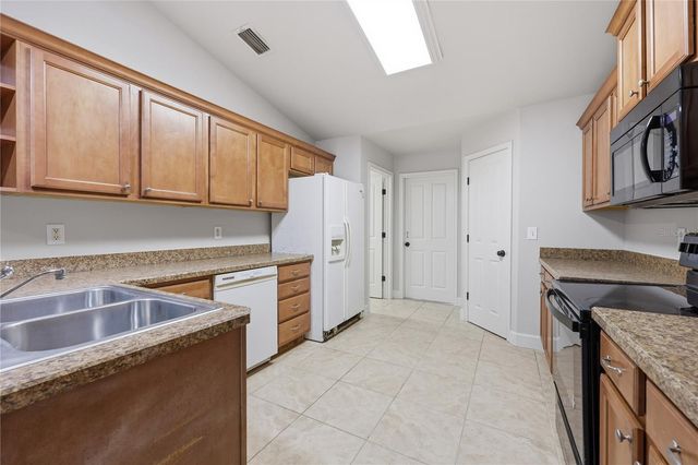 577 NW 259TH TERRACE, Newberry, FL 32669