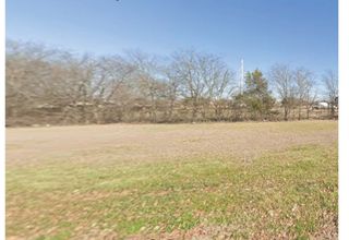 1331 N Houston School Road, Lancaster, TX 75146