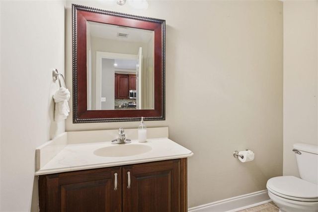 1870 Lake Street, Lake Charles, LA 70601