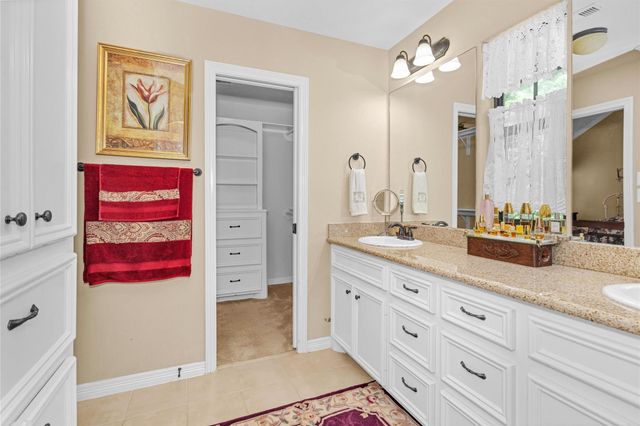 104 Harbour Town Circle, Conroe, TX 77356