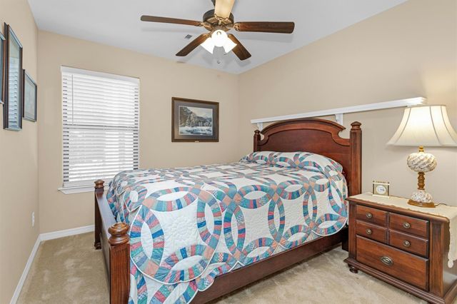 104 Harbour Town Circle, Conroe, TX 77356