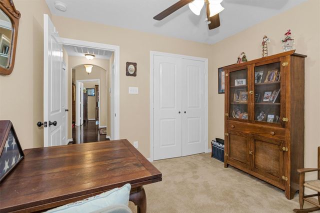 104 Harbour Town Circle, Conroe, TX 77356