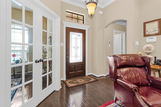 104 Harbour Town Circle, Conroe, TX 77356