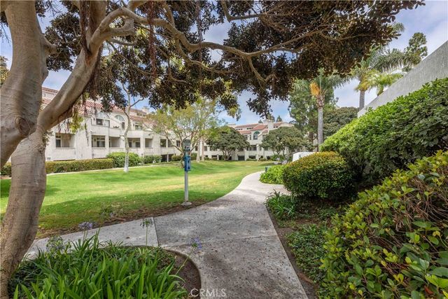 17151 Corbina, Huntington Beach, CA 92649