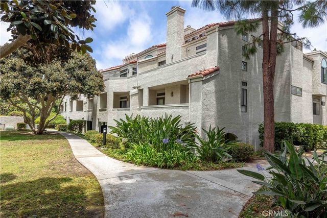 17151 Corbina, Huntington Beach, CA 92649