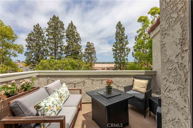 17151 Corbina, Huntington Beach, CA 92649