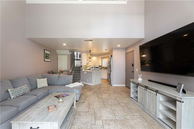 17151 Corbina, Huntington Beach, CA 92649