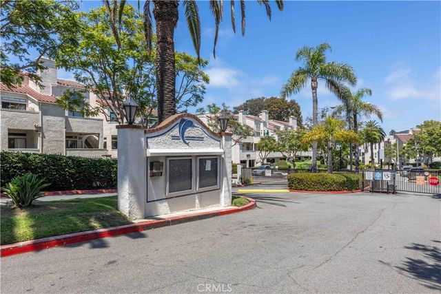 17151 Corbina, Huntington Beach, CA 92649