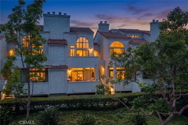 17151 Corbina, Huntington Beach, CA 92649