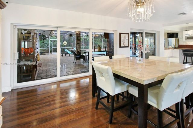 19901 NE 21st Ave, Miami, FL 33179