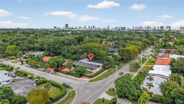 19901 NE 21st Ave, Miami, FL 33179