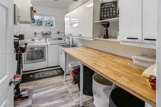 19901 NE 21st Ave, Miami, FL 33179