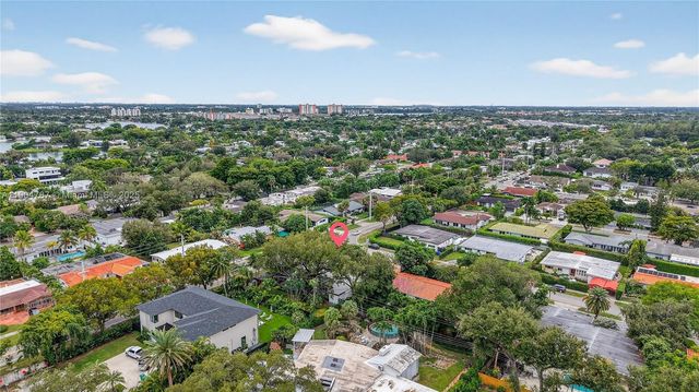 19901 NE 21st Ave, Miami, FL 33179