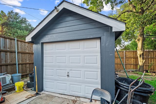 2522 W Jefferson Boulevard, Dallas, TX 75211