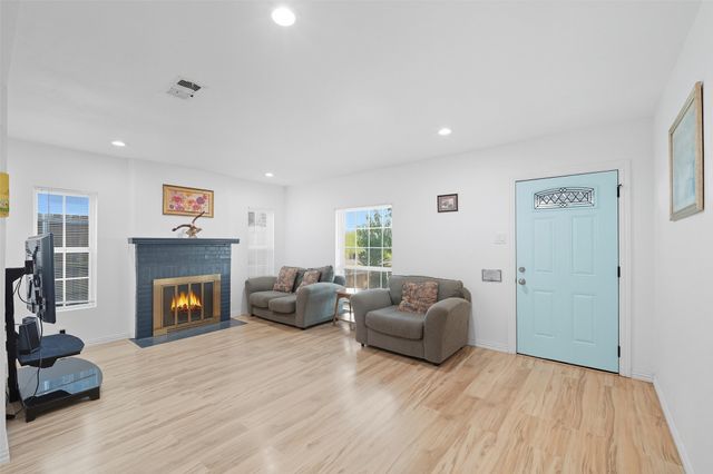 2522 W Jefferson Boulevard, Dallas, TX 75211