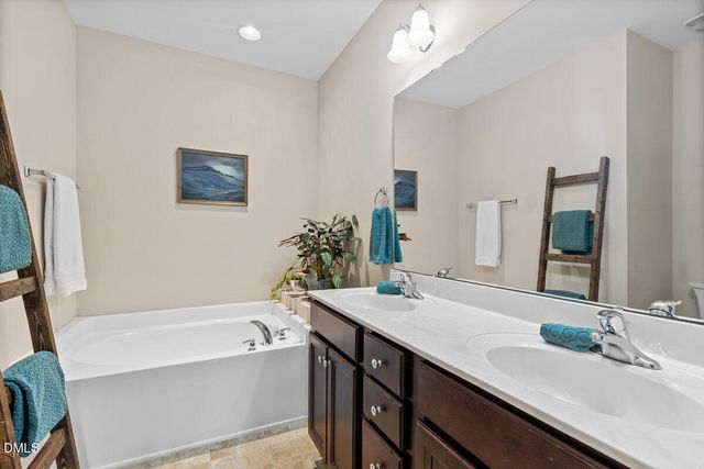 220 Beaconwood Lane, Holly Springs, NC 27540