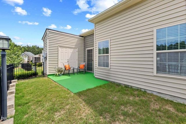 220 Beaconwood Lane, Holly Springs, NC 27540