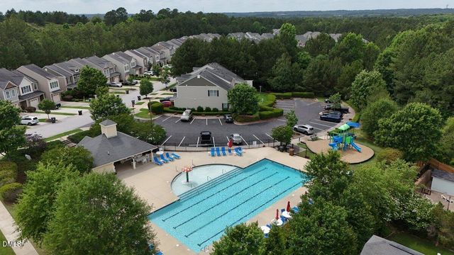 220 Beaconwood Lane, Holly Springs, NC 27540