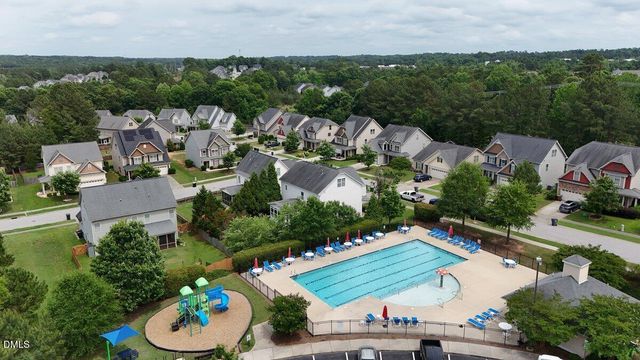 220 Beaconwood Lane, Holly Springs, NC 27540