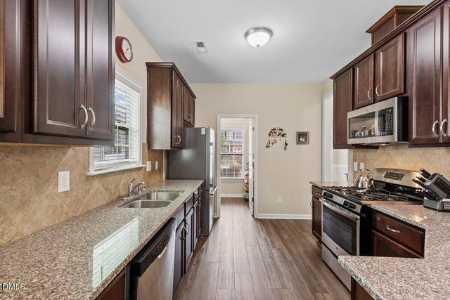 220 Beaconwood Lane, Holly Springs, NC 27540