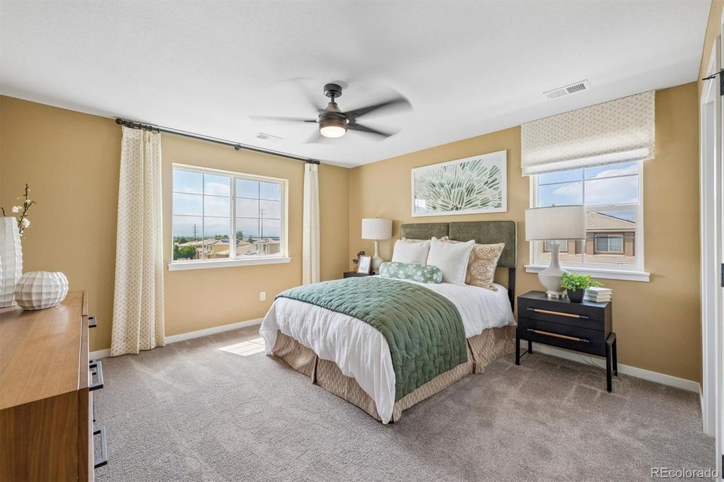 Image 17 of property listing at 9113 Ironwood Street, Highlands Ranch, CO 80129