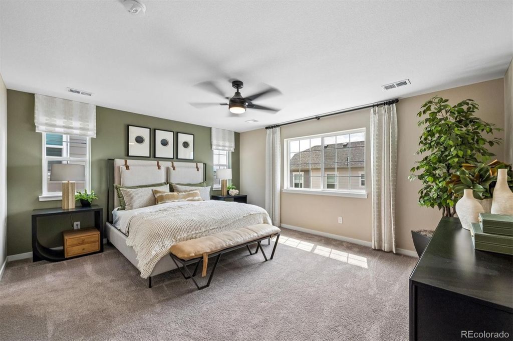 Image 19 of property listing at 9113 Ironwood Street, Highlands Ranch, CO 80129