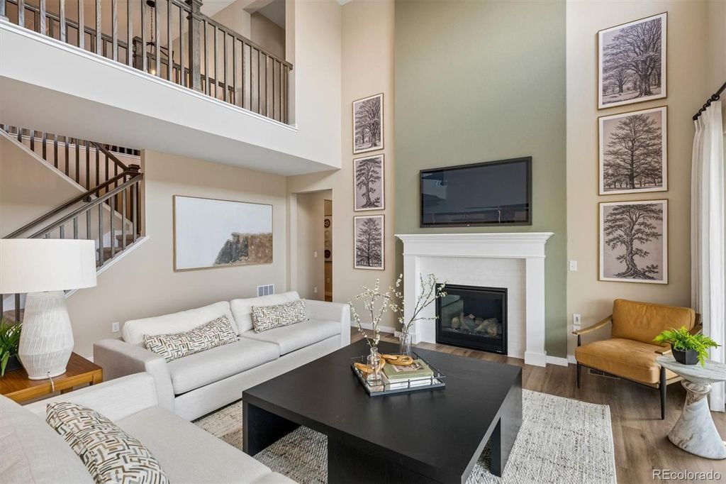 Image 5 of property listing at 9113 Ironwood Street, Highlands Ranch, CO 80129