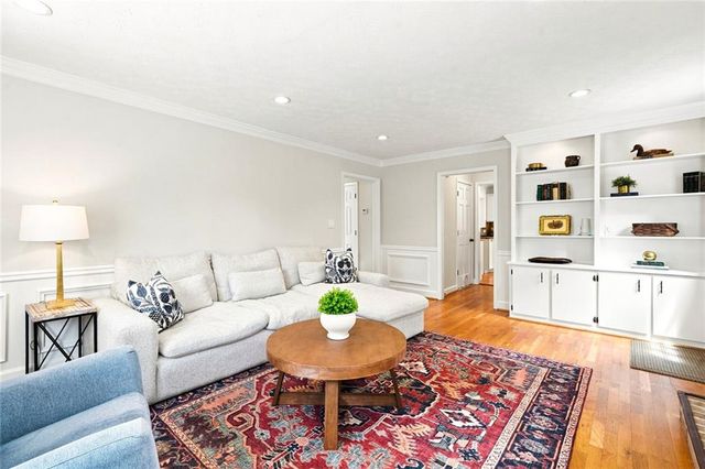 2114 Wyeth Walk, Marietta, GA 30062