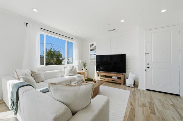 5425 San Robert, San Diego, CA 92154
