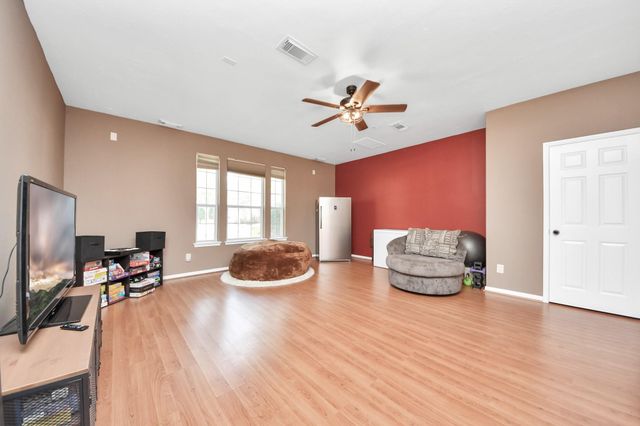 5703 Bishops Glen Court, Houston, TX 77084