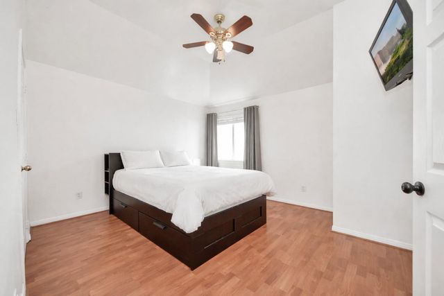 5703 Bishops Glen Court, Houston, TX 77084