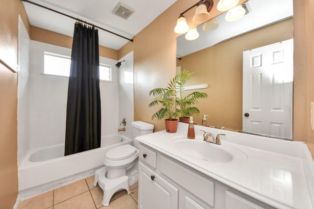 5703 Bishops Glen Court, Houston, TX 77084