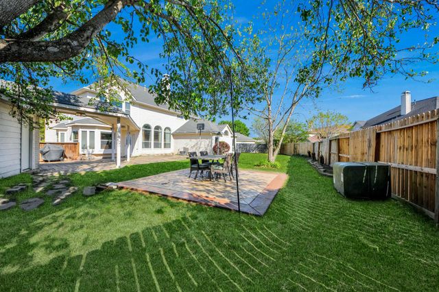 5703 Bishops Glen Court, Houston, TX 77084