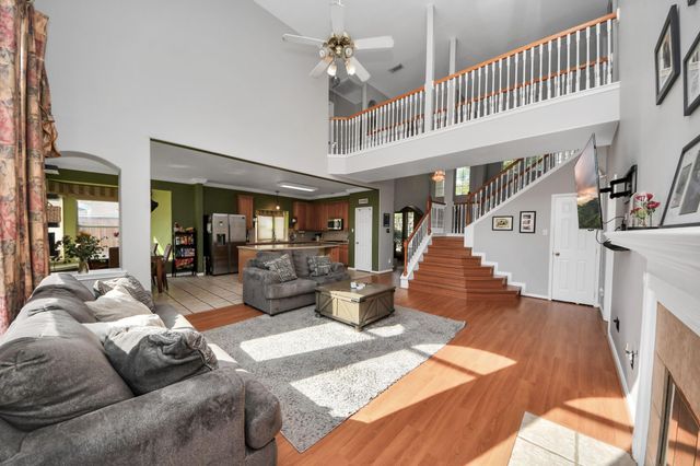 5703 Bishops Glen Court, Houston, TX 77084