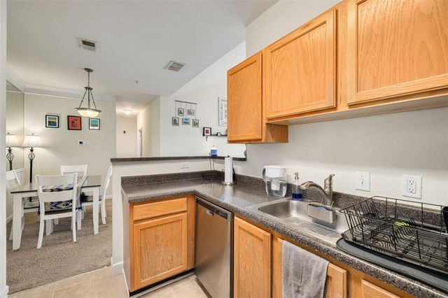 4802 W 51ST STREET 812, Bradenton, FL 34210